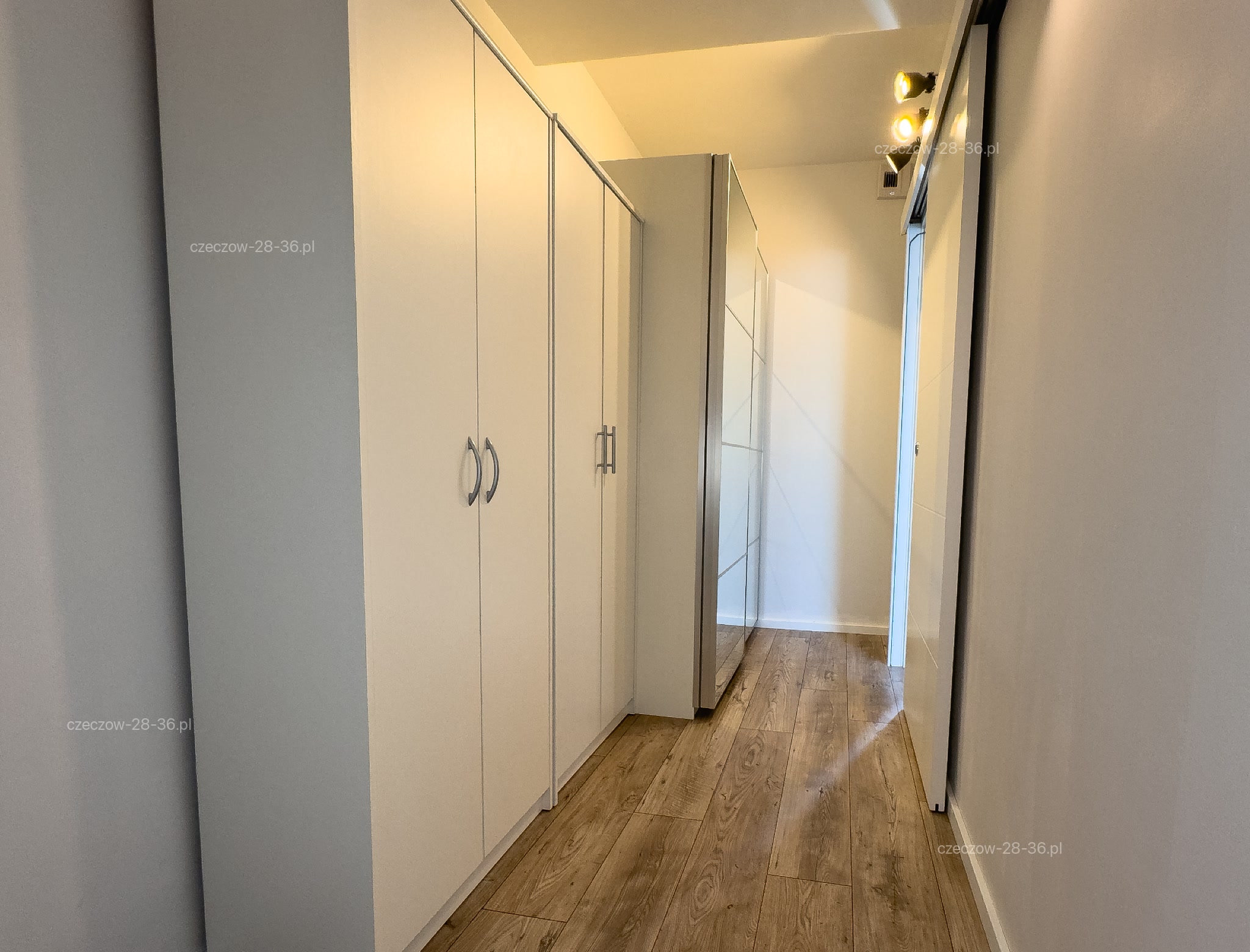 Garderoba - widok 2